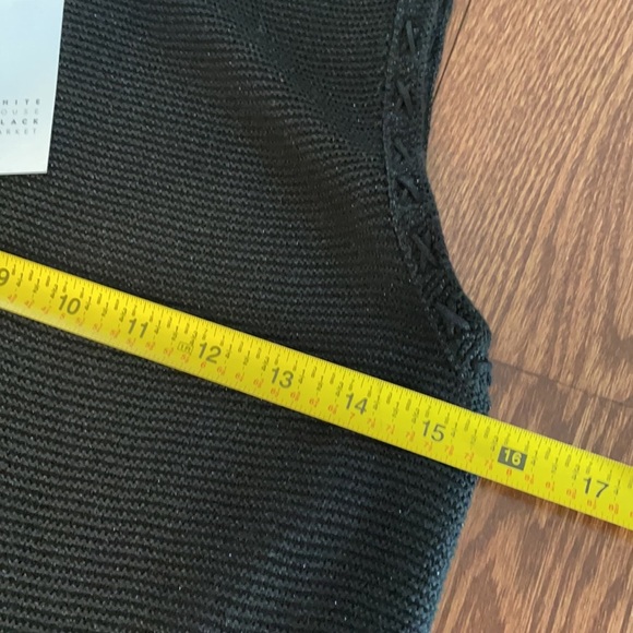 WHBM Tank tunic top!!! Tank  knit. Has sheen threads in it. Size Med/lrg - Picture 7 of 10